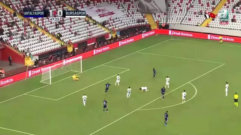 Antalyaspor, Bursaspor'u 2-0 Mağlup Etti! Ziraat Türkiye Kupası'nda Göz Kamaştıran Performans