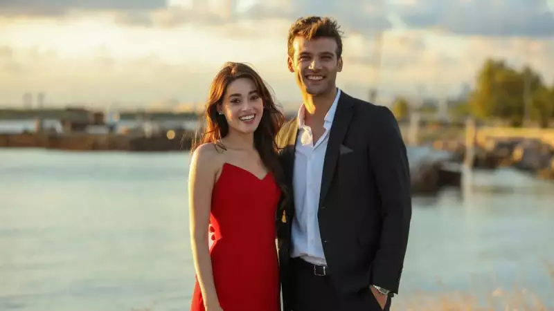 Aynadaki Yabancı: İçimizdeki Yalnızlığa Dokunan Bir Hikaye | İzleyiciyi Sarsacak Temalar