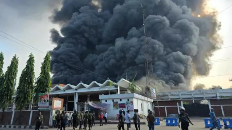 Banglades'te Havaalanında Korkutan Yangın: Uçuşlar Durma Noktasına Geldi!