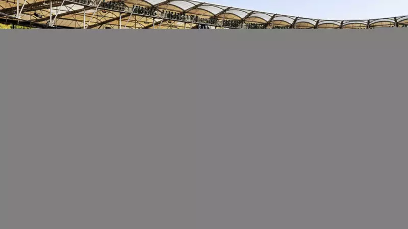 Beşiktaş - Fenerbahçe Derbisinde Kaleci Savaşı: Mert Günok vs Dominik Livaković