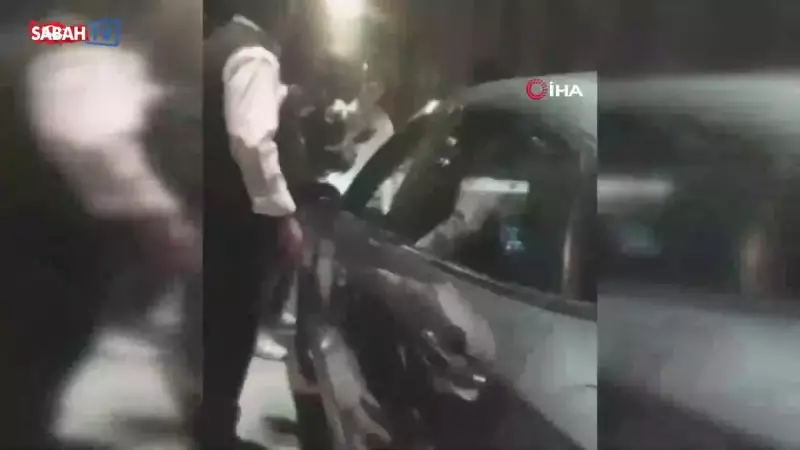 Beylikdüzü'nde Trafikte Yol Verme Krizi: Kavga Anları Kamerada!