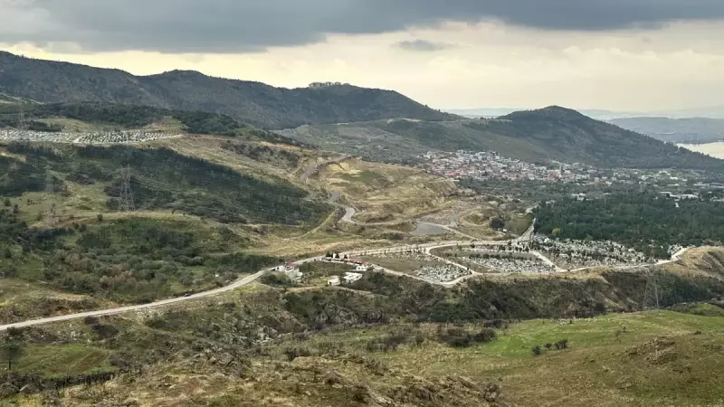 CHP'li Belediye Mezarlık Projesine Köylü İsyanı: 'Meralarımızı Vermeyiz!'