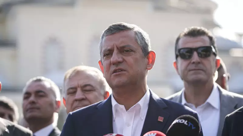 Cumhurbaşkanı Erdoğan'dan Erdal İnönü'ye Duygusal Vefa: Tarihi Anma Töreninde Sürpriz Katılım