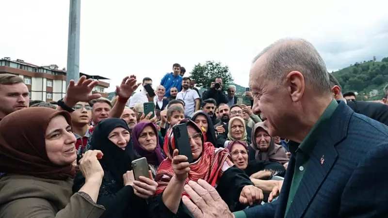 Cumhurbaşkanı Erdoğan'dan Rize'de Tarihi Cuma Namazı: Güneysu'da Coşkulu Karşılama
