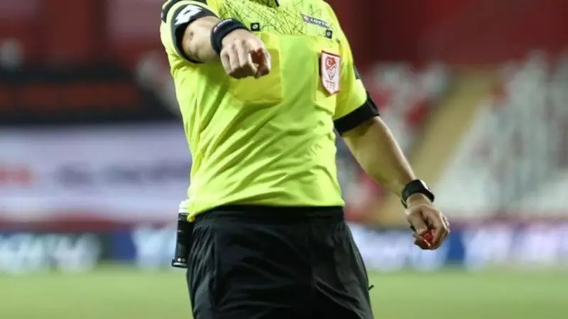 Derbi Rüzgarları Esiyor! Süper Lig'in Kritik Maçlarının Hakem İsimleri Açıklandı