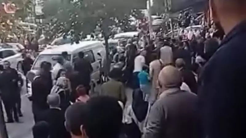 Düğün Değil Meydan Savaşı! Davetliler Bir Anda Düşmana Dönüştü, O Anlar Kamerada