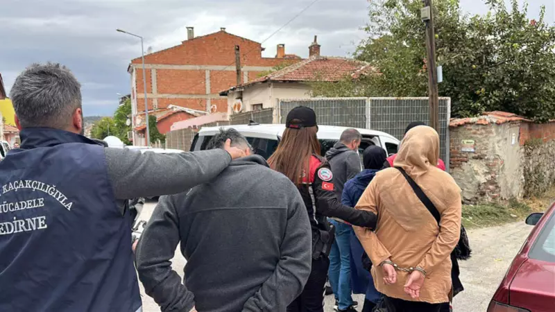 Edirne'de Çifte Operasyon: 15 Kaçak Göçmen ve 4 FETÖ Şüphelisi Ele Geçirildi!