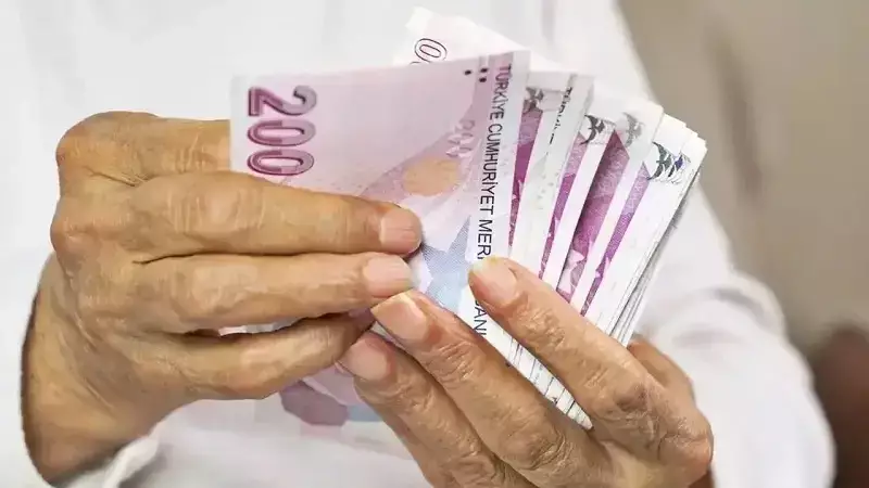 Ekim 2025'te Emeklilere Promosyon Yağmuru! Bankaların Sunduğu Rekor Teklifler ve Güncel Maaş Artışları
