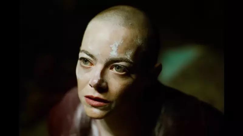 Emma Stone'un 'Kel' Filmi İçin Devrim Niteliğinde Karar: Sadece Kellere Özel Gösterim!