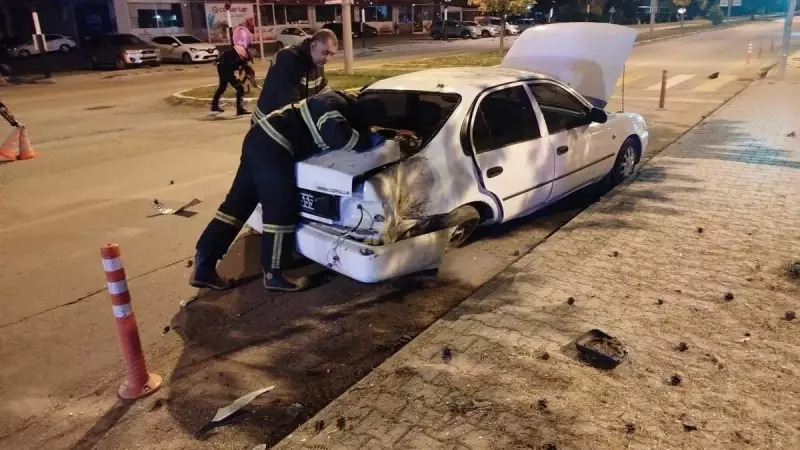 Erzincan'da Trafik Canavarı Yine İş Başında: İki Araç Korkunç Şekilde Çarpıştı!