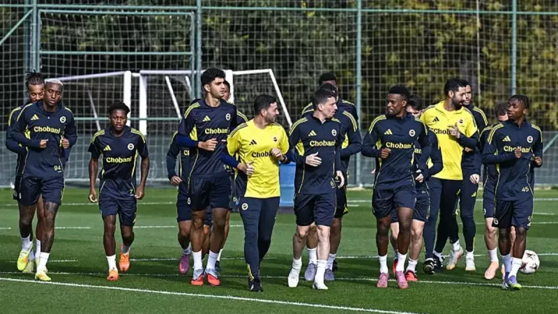 Fenerbahçe, Stuttgart Karşısında Kadrosunu Güçlendiriyor! İşte Hazırlıkların Perde Arkası