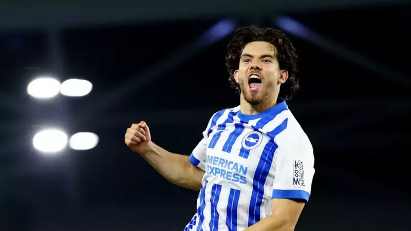 Ferdi Kadıoğlu'na Takviye Geliyor! Fenerbahçe'nin Milli Yıldızı İçin Kritik Görüşme