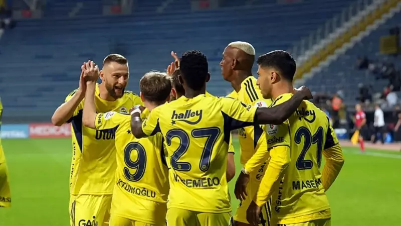 Futbol Dünyasını Şaşkına Çeviren İtiraf: 'Fenerbahçe'ye Transferine Hepimiz Şaşırdık!'