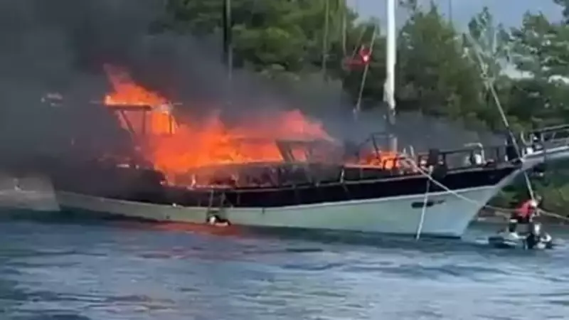 Göcek'te Marina Faciası: Lüks Tekne Alev Alev!