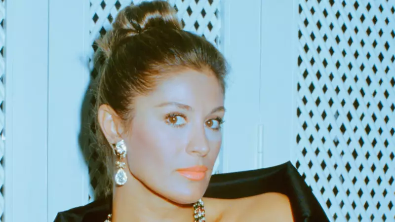 Gülşen Bubikoğlu Sosyal Medyayı Salladı! Gençliğinden Esinti Yok, İşte O Fotoğraflar