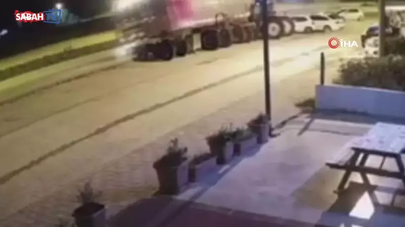 Gönen'de Korkunç Kaza: Park Halindeki 8 Araca TIR Çarptı! O Anlar Kamerada