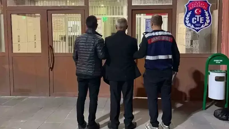 Hakkari'de Tarihi Uyuşturucu Operasyonu: Tam 15 Kilogram Esrar Ele Geçirildi!