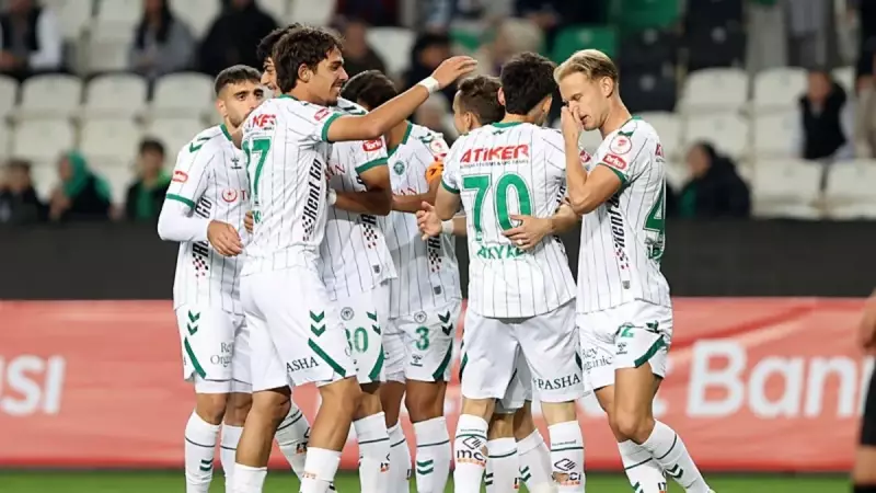 Konyaspor, Ziraat Türkiye Kupası'nda 9 Kişiyle Destan Yazdı! Tarihi Tur Atladılar
