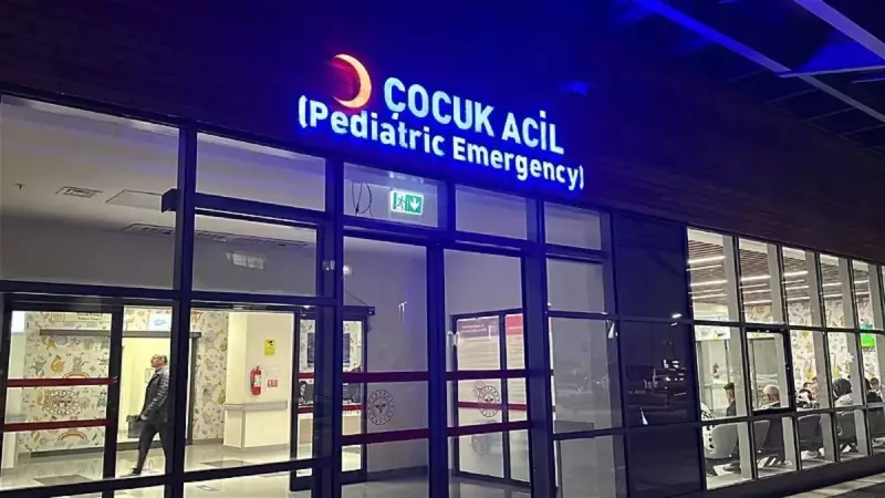 Kütahya'da Öğrencileri Vuran Gıda Zehirlenmesi: 17 Genç Hastanede!