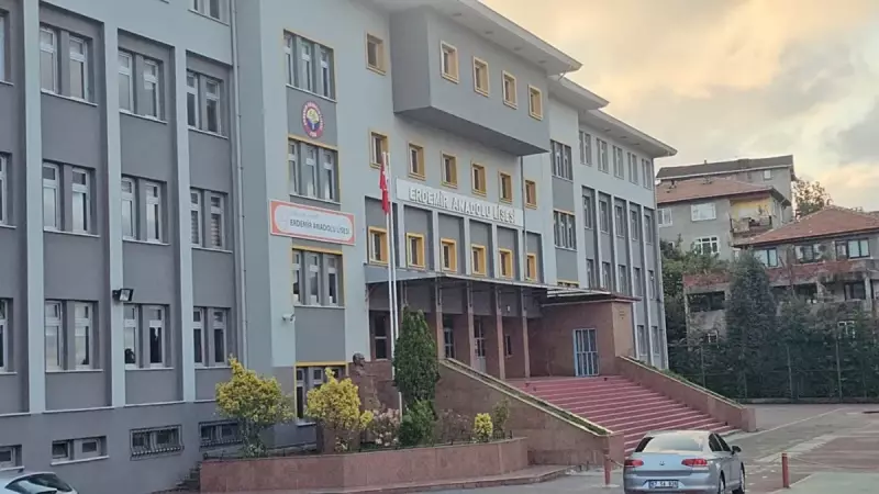 Lisede Akran Zorbalığı Dehşeti: 'Sigara İçmiyorum' Dedi, Hastanelik Oldu!