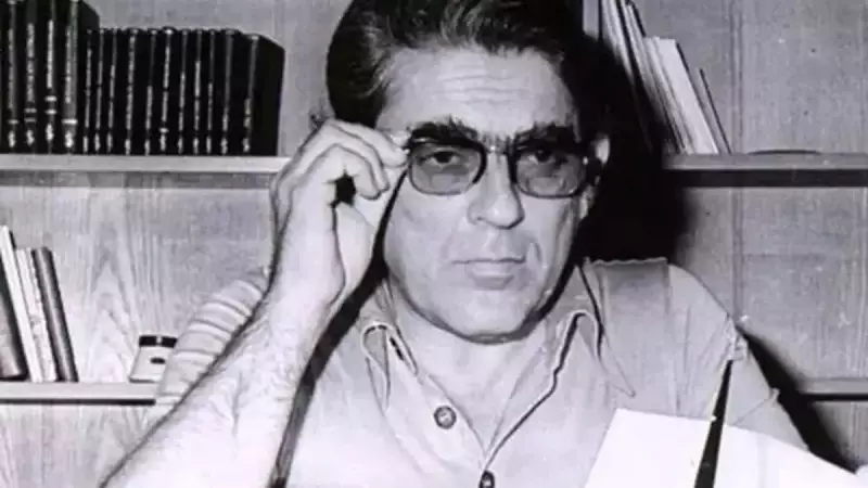 Milyonlarca Kez Okunan 'Ayten' Şiiri: Ümit Yaşar Oğuzcan'ın Kaleminden Ölümsüz Bir Aşkın Hikayesi