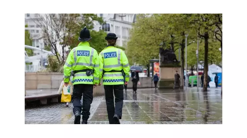 İngiltere'de Sinagoga Bıçaklı Saldırı: 2 Can Kaybı, Yaralılar Var