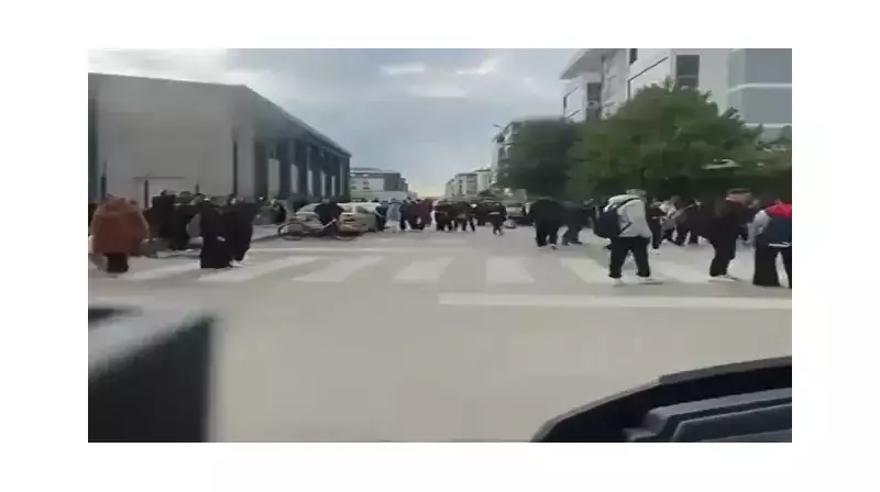 Okul Önünde Ehliyetsiz Tehlike: Motosikletli Sürücüye Rekor Ceza!