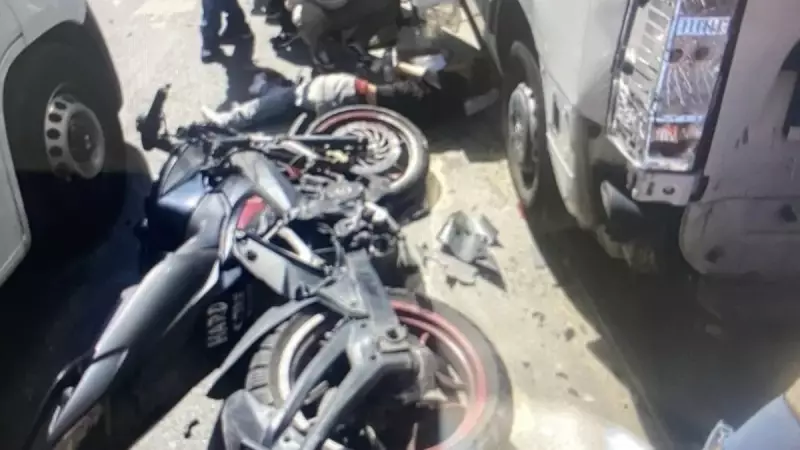 Polisin 'Dur' İhtarını Umursamadı, Kaçarken Feci Kazaya Yakalandı! Demirhan Ağır Yaralı