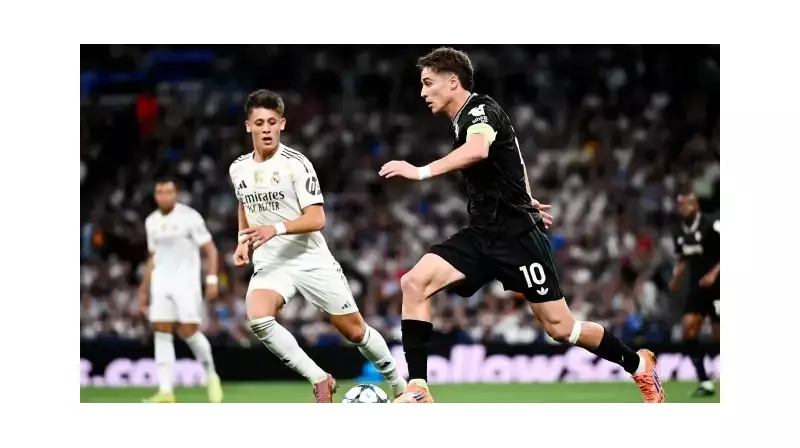 Real Madrid, Juventus'u Sıfırladı! Benzema'nın Tek Golü Yeti̇nci̇ Şampi̇yonlar Li̇gi̇ Finali̇ne Taşıdı