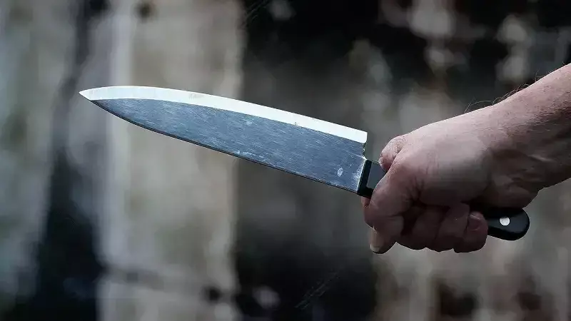 Öğrenci Yurdunda Kan Donduran Bıçaklı Kavga! Gencecik Hayatlar Tehlikeye Girdi