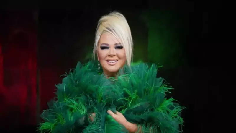 Safiye Soyman'dan Gençlik Sırrı: 'Cildim Kırışmasın Diye Bu Üçlüye Dikkat Ediyorum!'