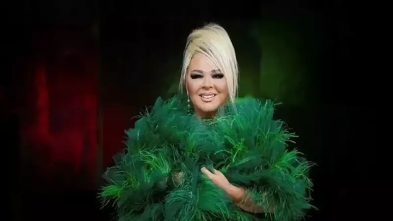 Safiye Soyman'ın Hayatını Değiştiren O An! İşte Sahne Işıklarına Çıkaran Hamle