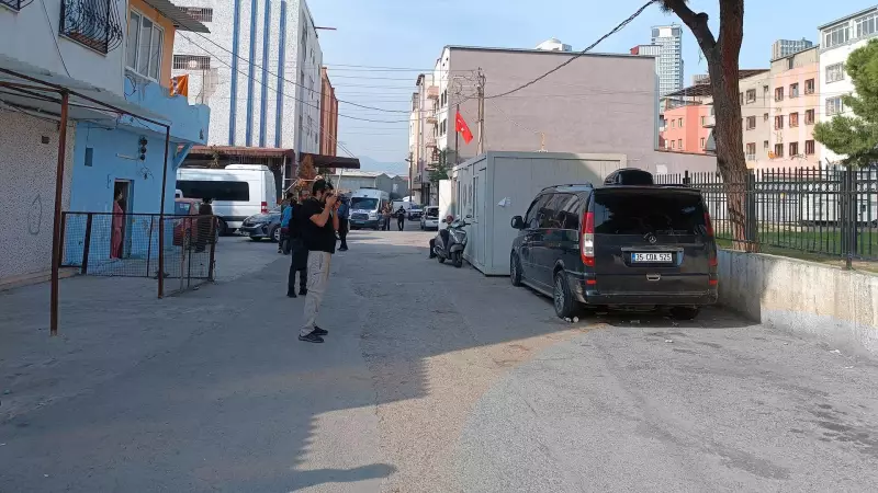 Sokak Ortasında Kan Donduran Vahşet: Eski Eşini Bıçaklayarak Öldürdü!