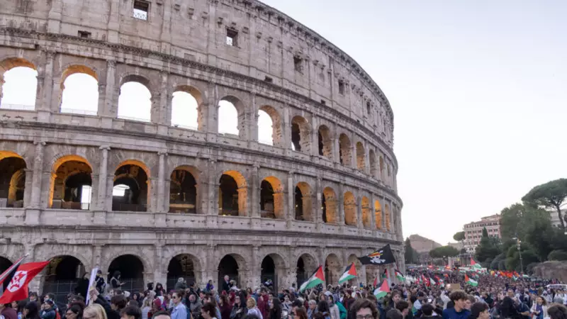 İsrail'in 'Küresel Sümud' Filosuna Saldırısı Dünya Çapında Protestolarla Karşılandı!