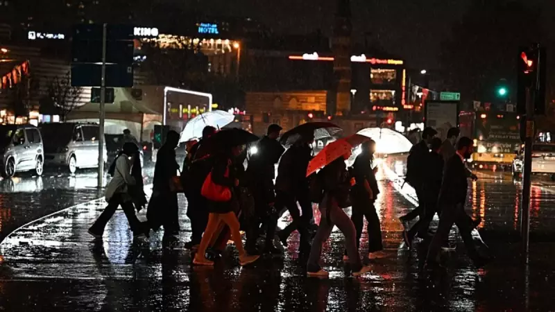 İstanbul'u Felç Eden Sağanak: Dört İlde Hayat Durdu!