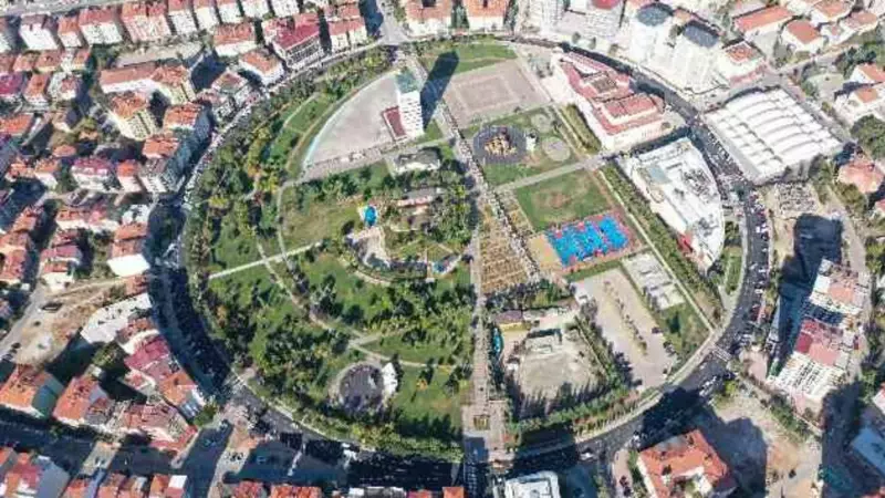 Uşak: Ege'nin Gizli Kalmış Hazinesi ve Komşu İlleriyle Olan Bağları