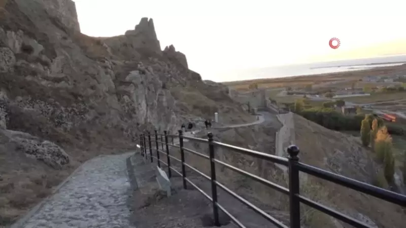 Van Kalesi'nde Tarih ve Güvenlik Buluşuyor: 2700 Yıllık Surlara Modern Dokunuş