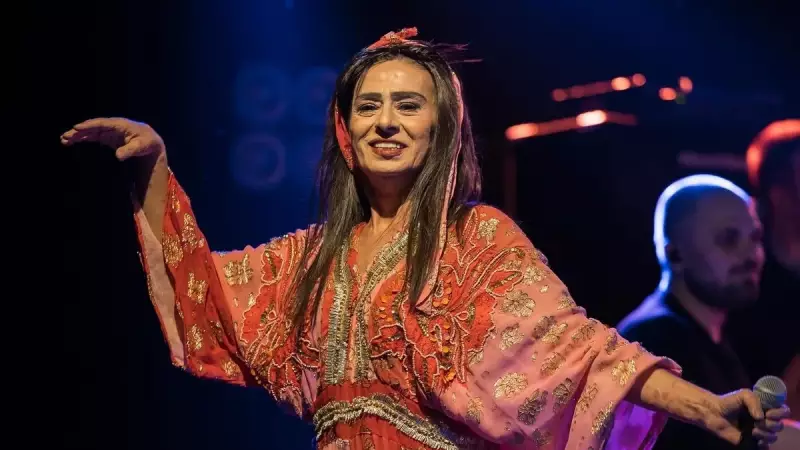 Yıldız Tilbe'nin Yüzündeki Yara İzleri Sosyal Medyayı Karıştırdı: 'Görünce Yüreğim Ağzıma Geldi'