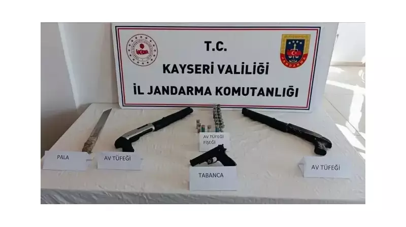 Zahire Kaçakçılarına Jandarmadan Büyük Darbe! Tırlarla Yakalandılar