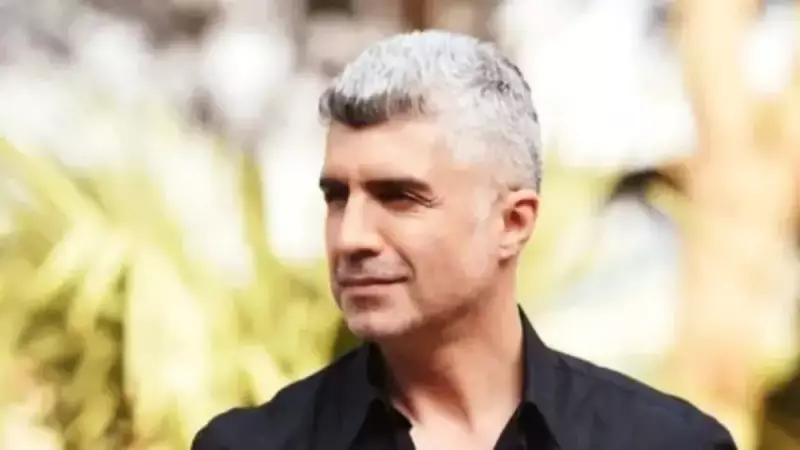 Özcan Deniz Sakallarını Keserek Şok Etti! İşte Oflu Star'ın Yepyeni İmajı