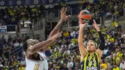 Fenerbahçe Beko, Dubai Basketbol'a Evinde Yenildi: Sarı-Lacivertlilerden Şok Sonuç!