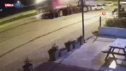 Gönen'de Korkunç Kaza: Park Halindeki 8 Araca TIR Çarptı! O Anlar Kamerada