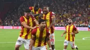 Göztepe, Başakşehir'i Devirerek Süper Lig Yolunda Önemli Bir Engeli Aştı!