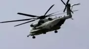 Japonya'da Gizemli İniş: ABD'nin 3 Askeri Helikopteri Acil İndi!