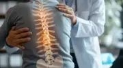 Osteoporoz Kırıkları Sessiz Tehlike: Yaşam Kalitesini Düşürüyor, Sağlık Sistemini Zorluyor!