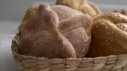 Pan de Muerto Tarifi: Meksika'nın Ölüler Günü Ekmeğini Evde Yapmanın Sırrı!