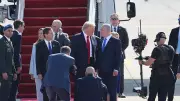 Trump'tan Netanyahu'ya Sert Tepki: 'Savaş Bitti, Ateşkes Şart'