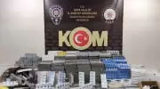 İzmir'de Kaçak Mallara Büyük Darbe: 20 Operasyonda 10 Milyon TL'lik Suç Zinciri Çökertildi!