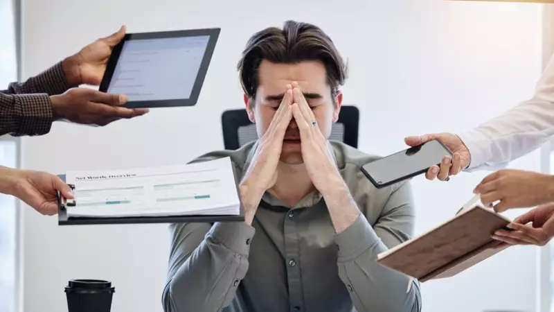 İş Yerinde Stresle Başa Çıkma Yöntemleri: Kontrolü Ele Alın!