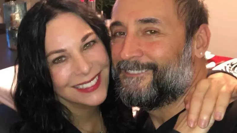 10 Yıldır Aşkla Kutluyorlar: Şenay Gürler'den Semih Saygıner'e Doğum Günü Sürprizi